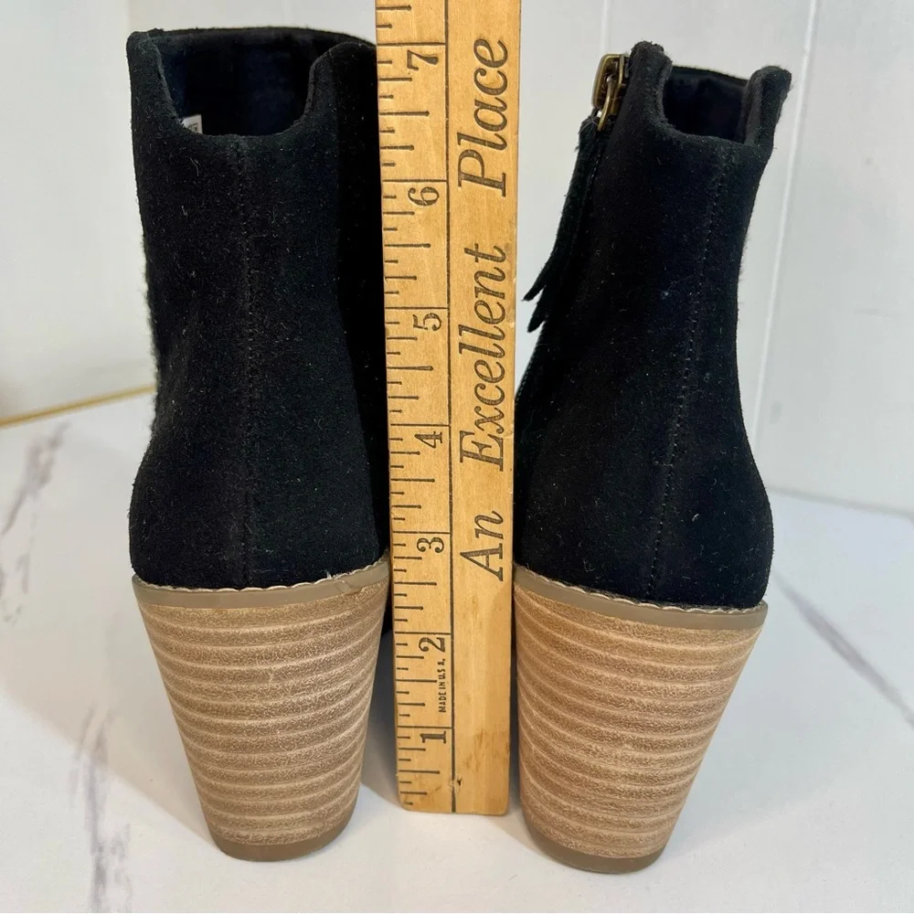 TOMS Joanna Black Leather Wedge Ankle Boots- Women's Size 7.5